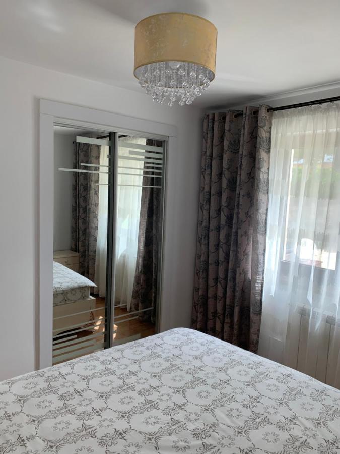 Apartament Micsunelelor Cu Parcare Privata 雅西 外观 照片